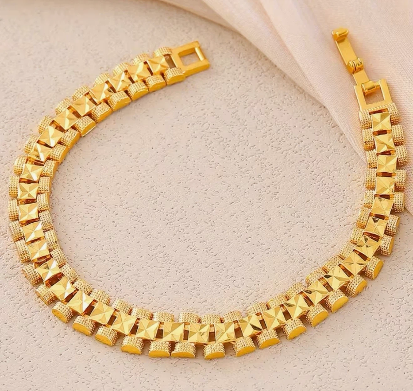 24K Plated Gold Tone Chain Link Bracelet