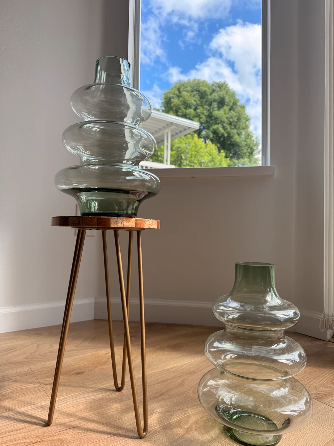 Modern Green Glass Bubble Vase (Each) 💚