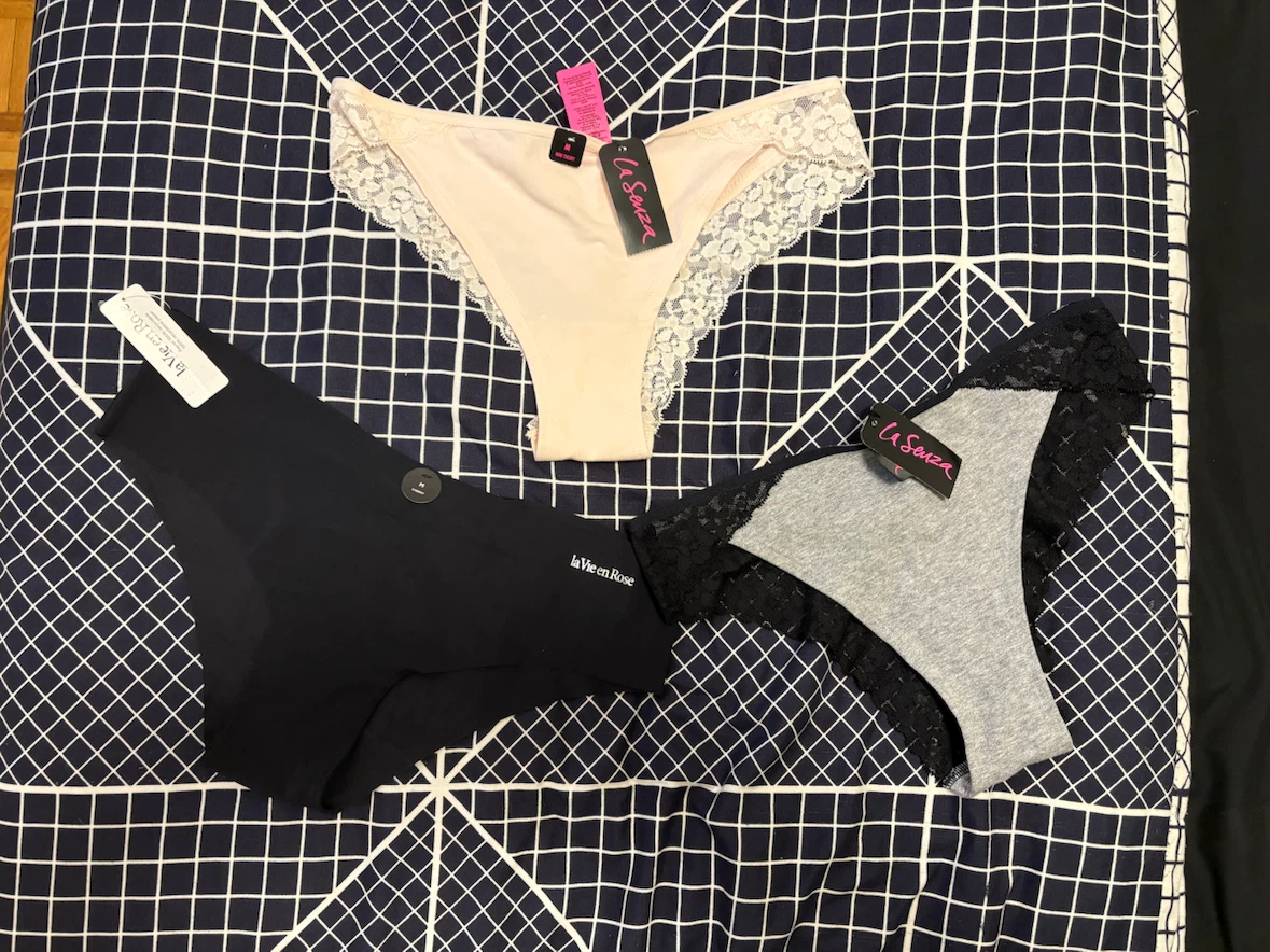 La Senza & La Vie en Rose Panties - Size M