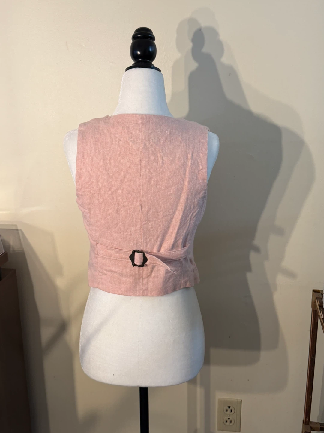 Banana Republic Pink Linen Blend Vest and Shorts Set - Size 00 - photo 2