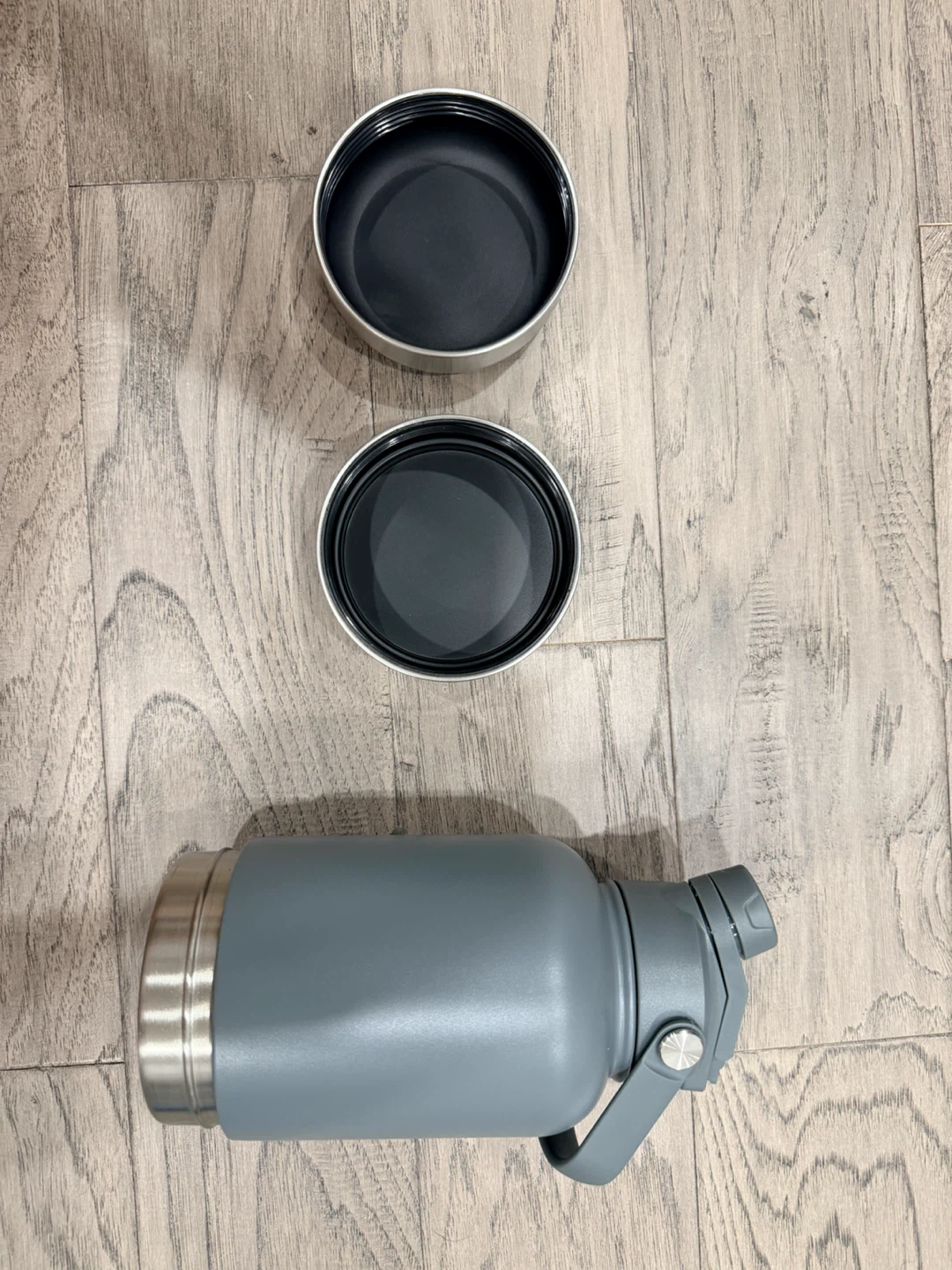 New : Dog water bottle 3 in 1