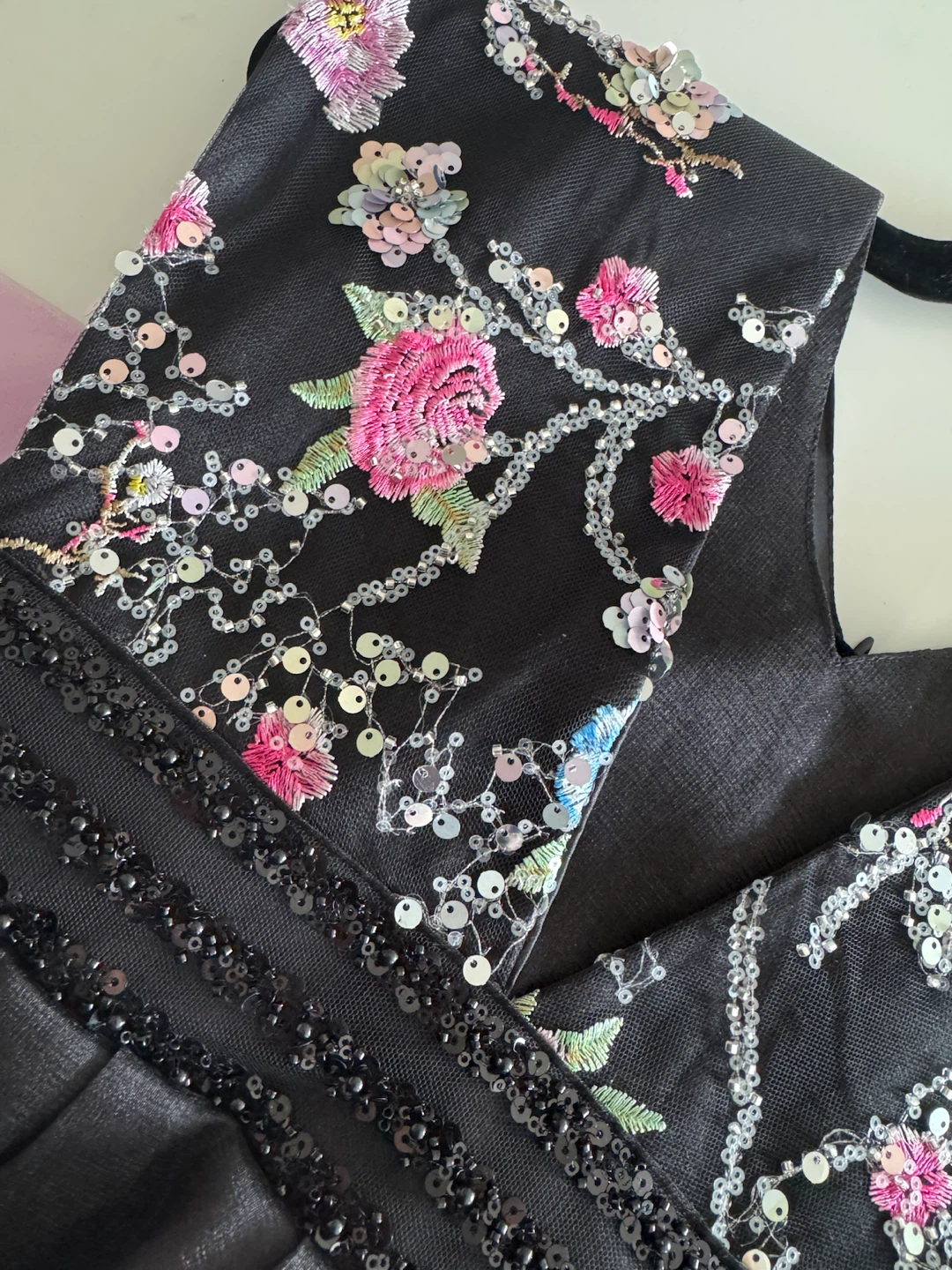 Black sequin floral party dress - photo 2