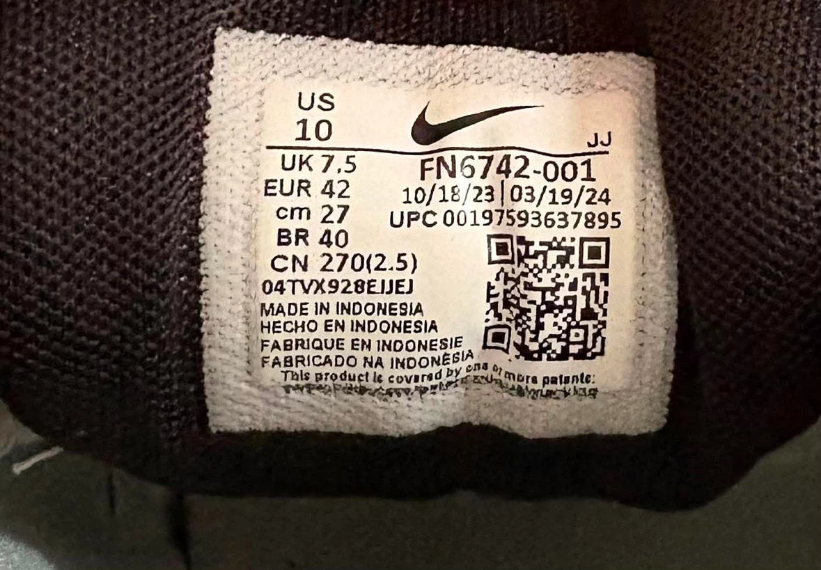 Nike Zoom Vomero 5 Running Shoes - photo 5