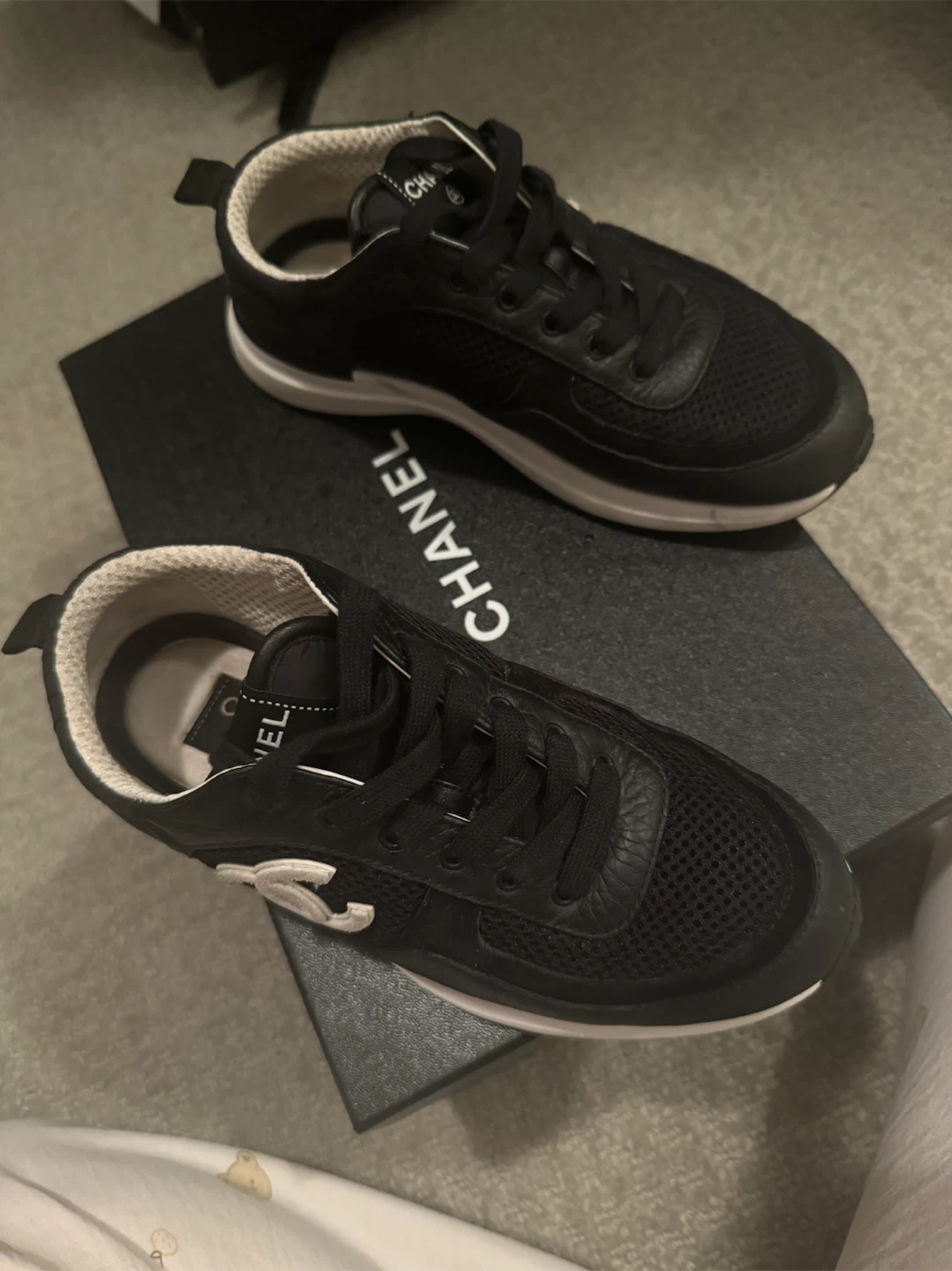 Chanel Black CC Sneakers - Size 35.5 - photo 4