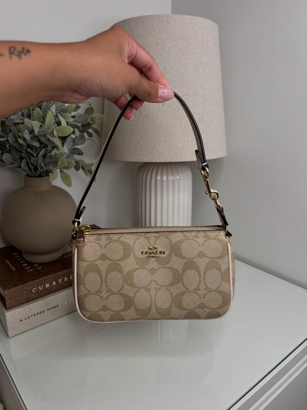 Coach Nolita 19 – Signature Canvas Khaki/Chalk 🤎