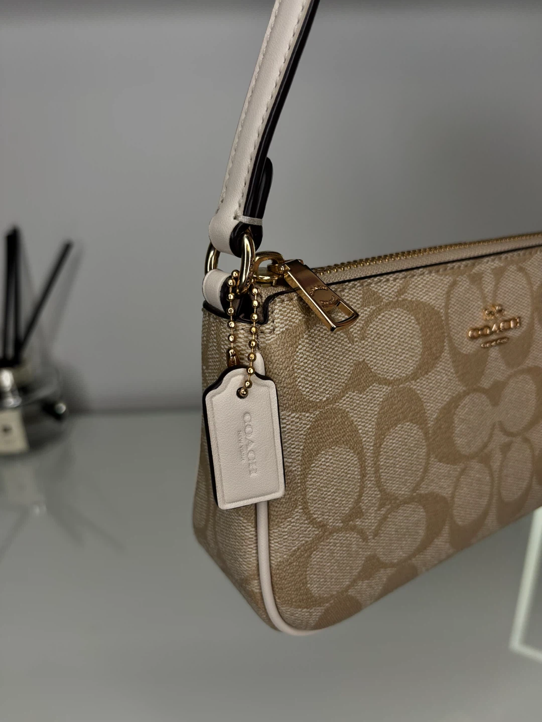 Coach Nolita 19 – Signature Canvas Khaki/Chalk 🤎 - photo 2