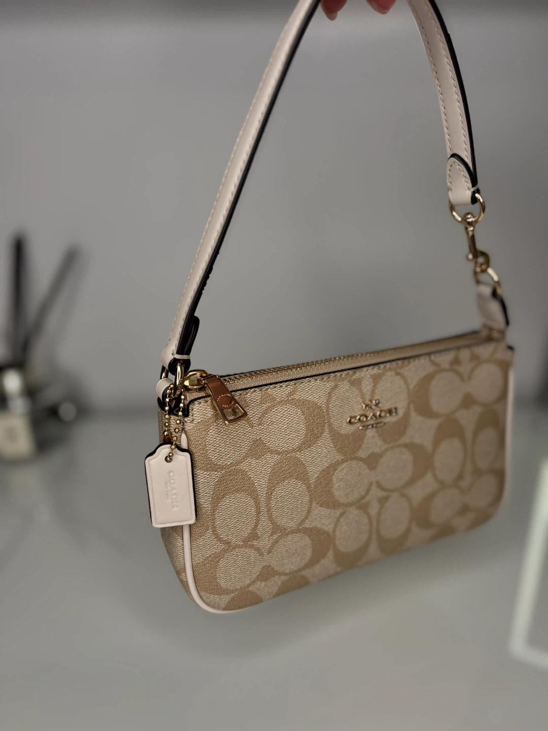 Coach Nolita 19 – Signature Canvas Khaki/Chalk 🤎 - photo 3