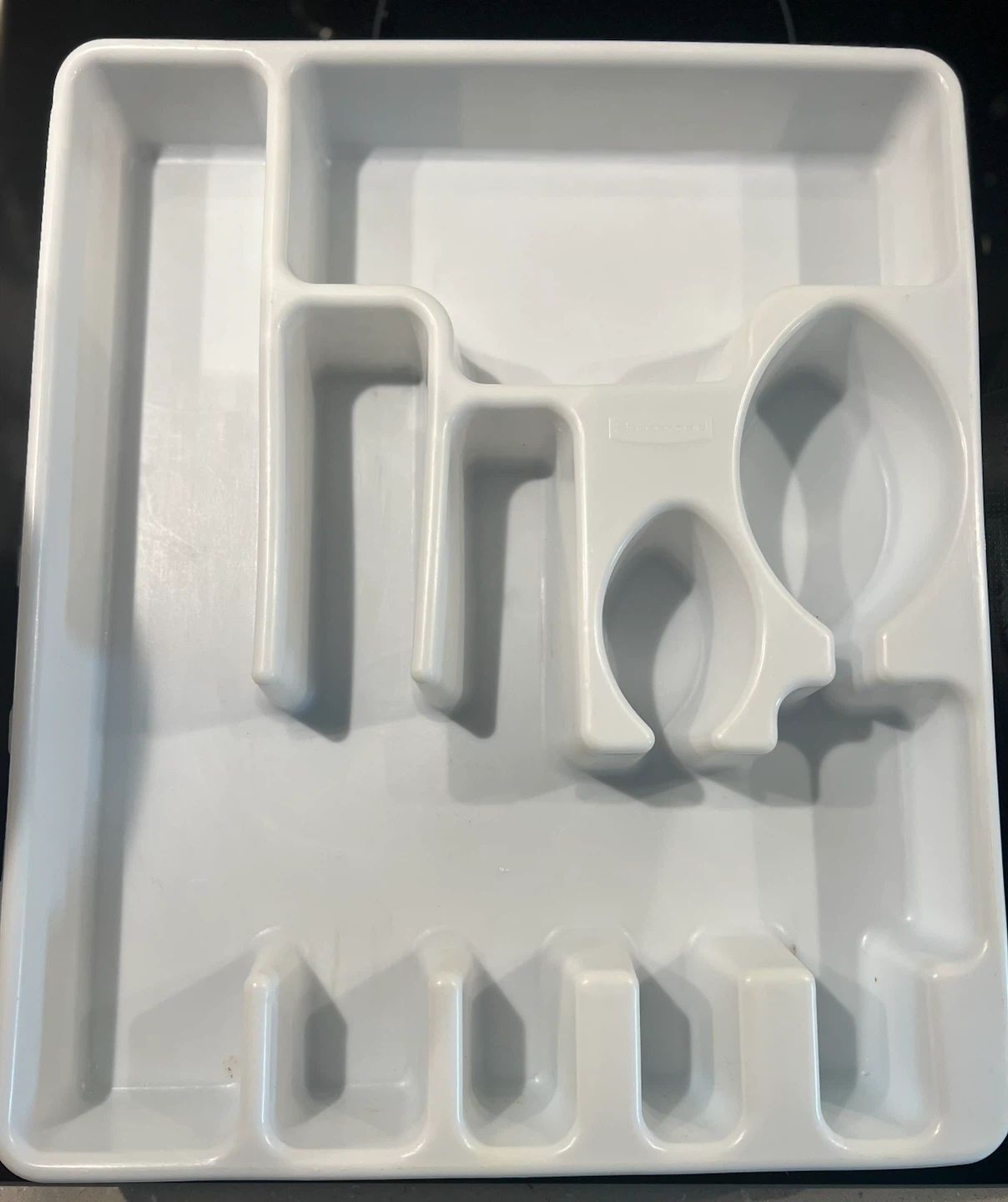 New-Rubbermaid Large Cutlery Tray