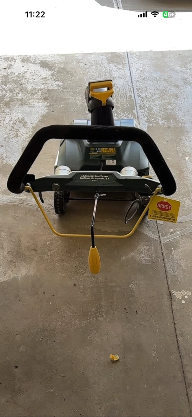 Yardworks Electric Snow Thrower