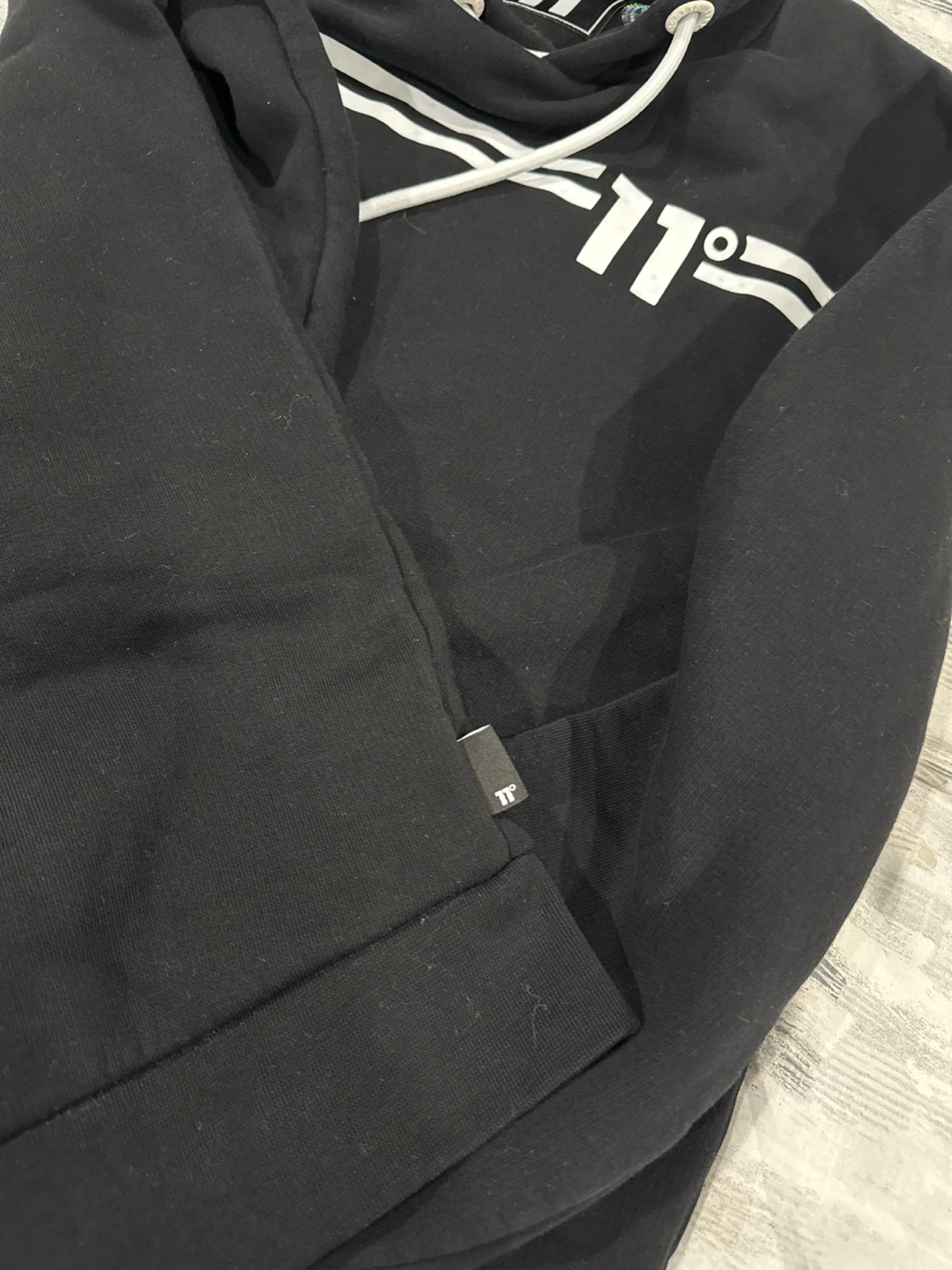 11 Degrees Black Hoodie - photo 3