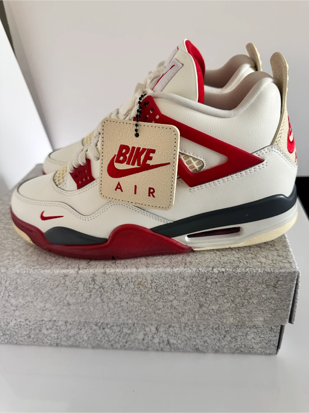 Jordan 4 | Brick After Brick