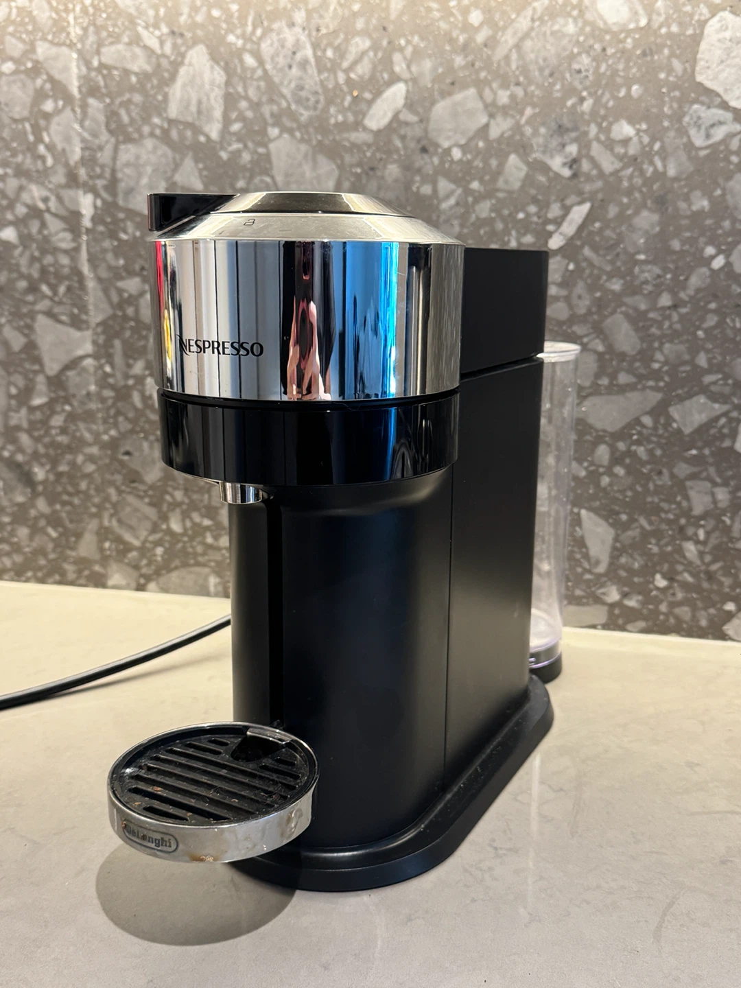 Nespresso Vertuo Coffee Machine - photo 2