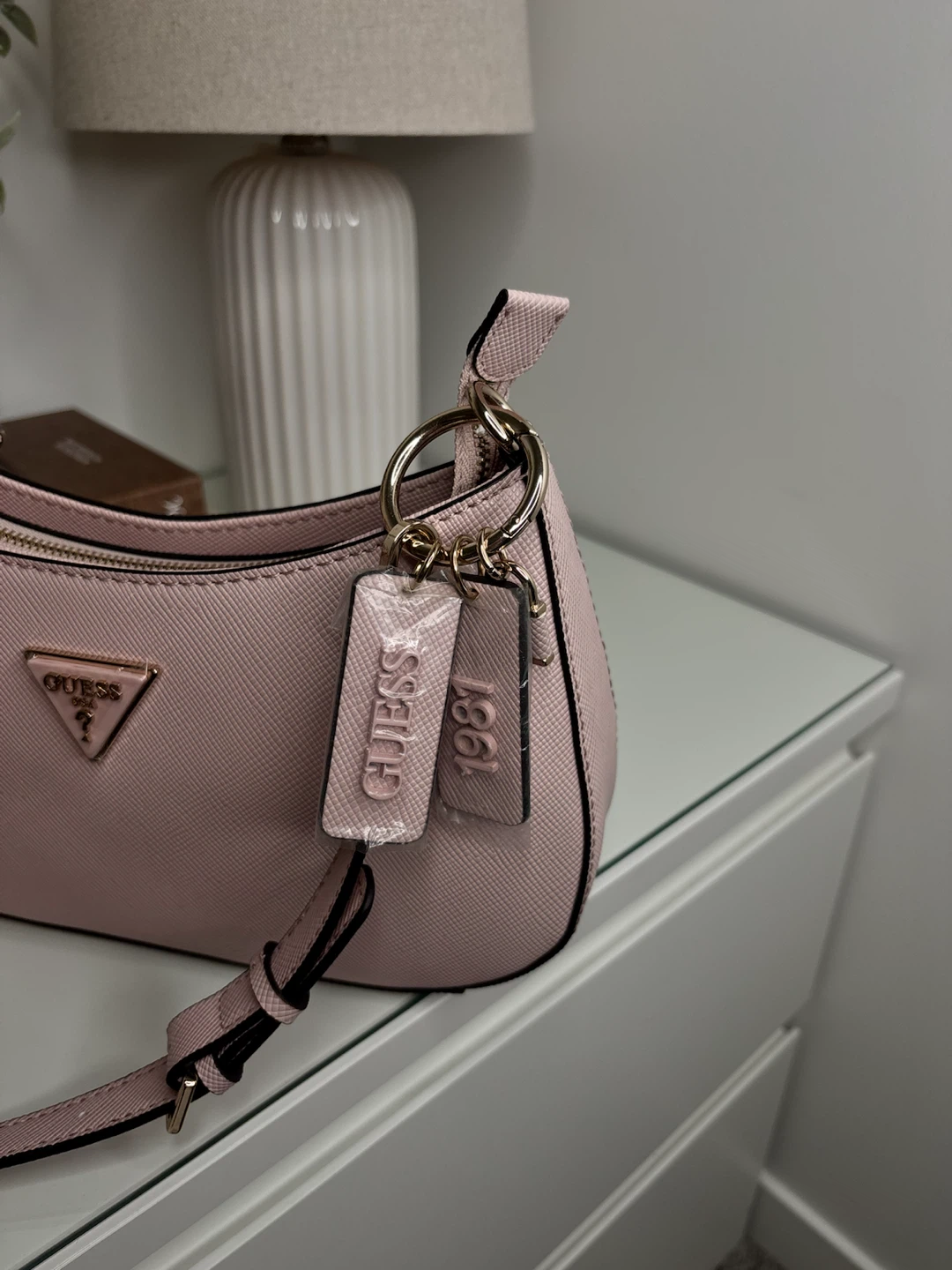 Guess Pink Shoulder Bag with Crossbody Strap – New - photo 4