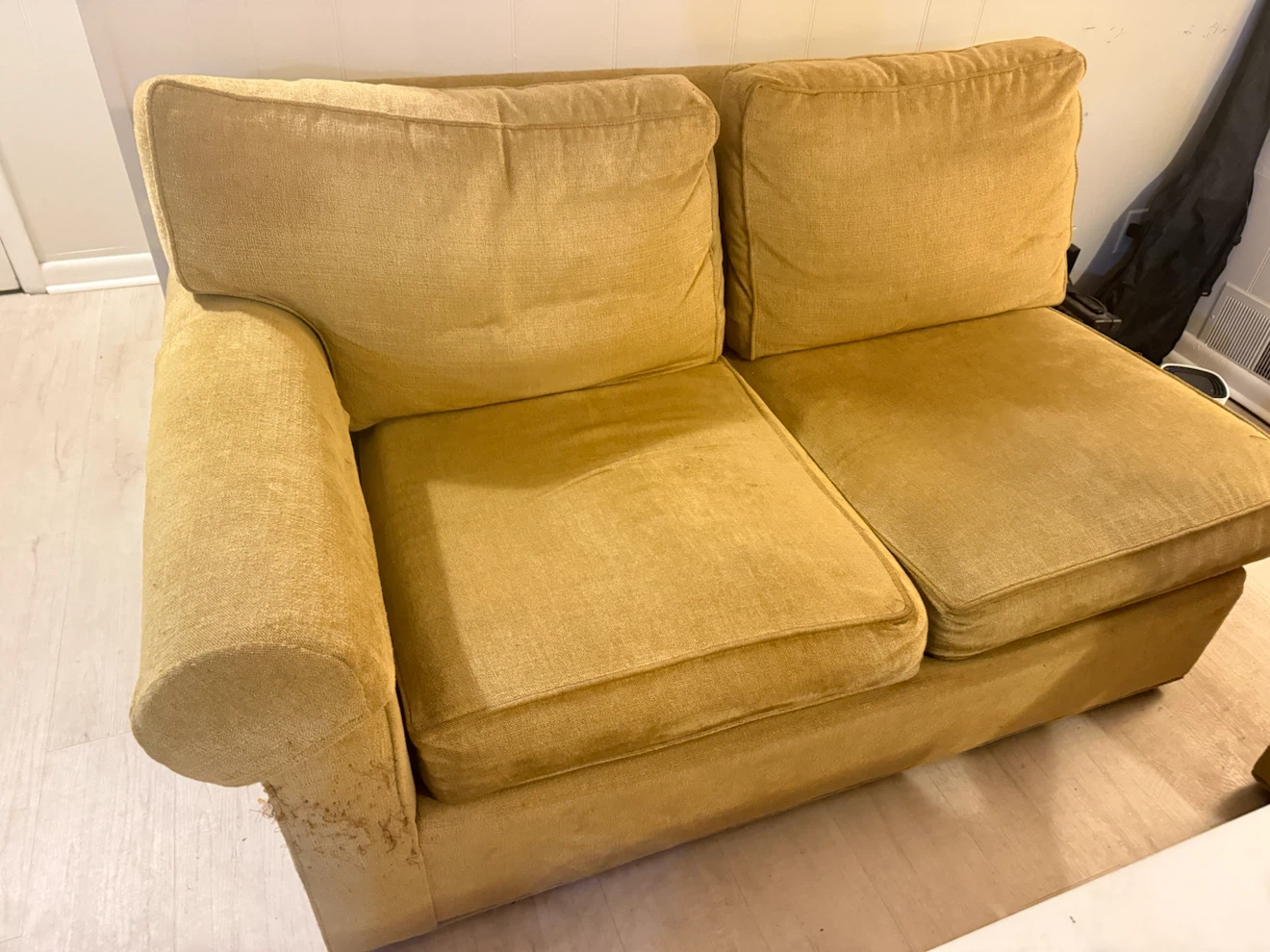Sofa for Sale – Must Go by Friday! - photo 3