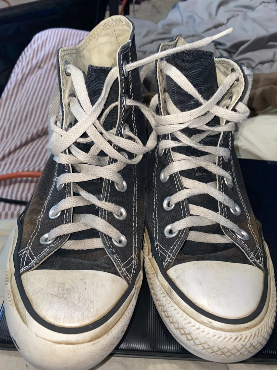 High-top Converse