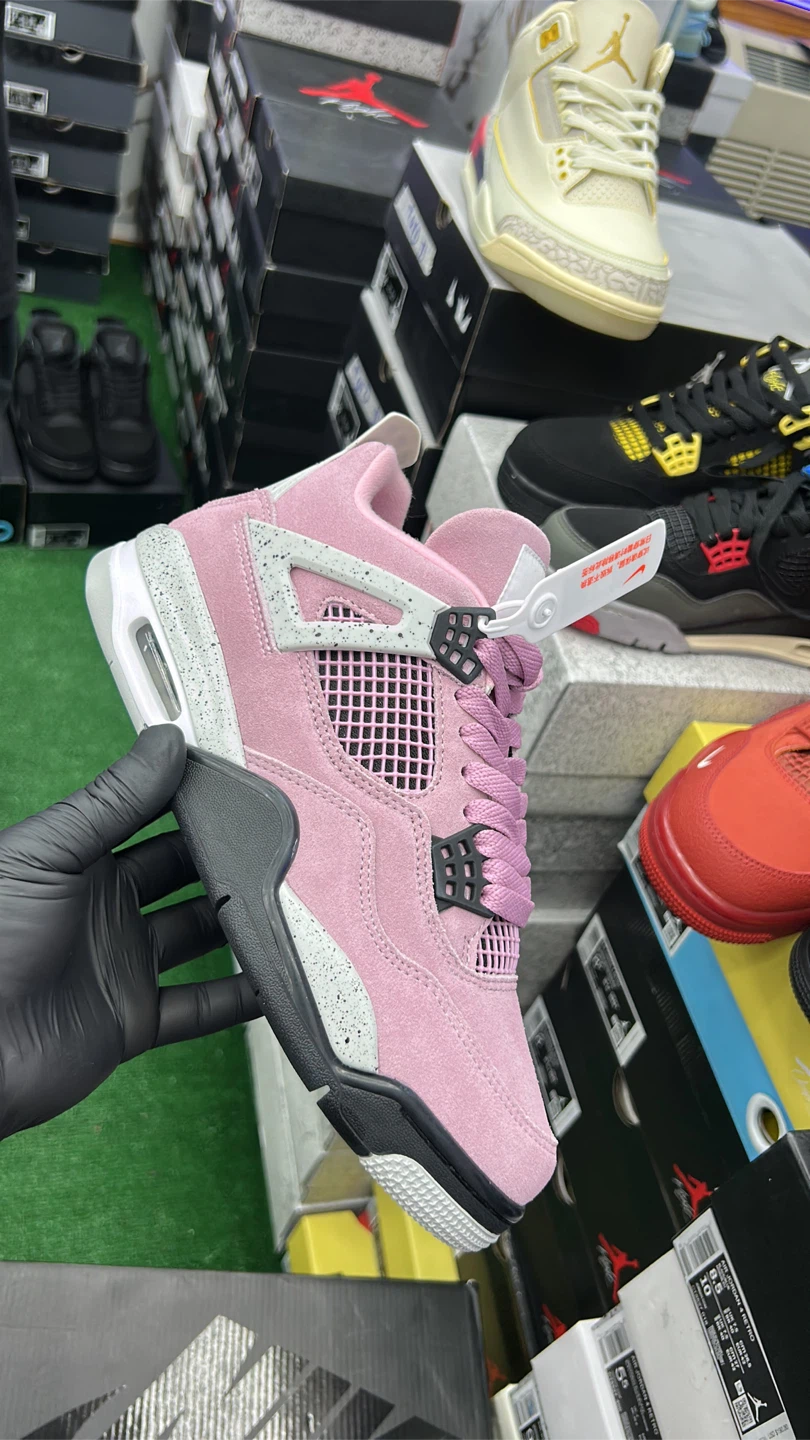 Air Jordan 4 Retro Sneakers - photo 4