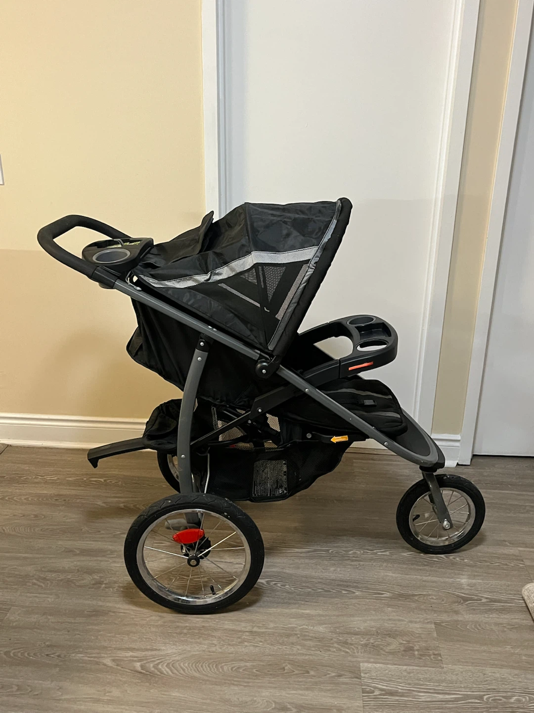 Stroller - photo 2