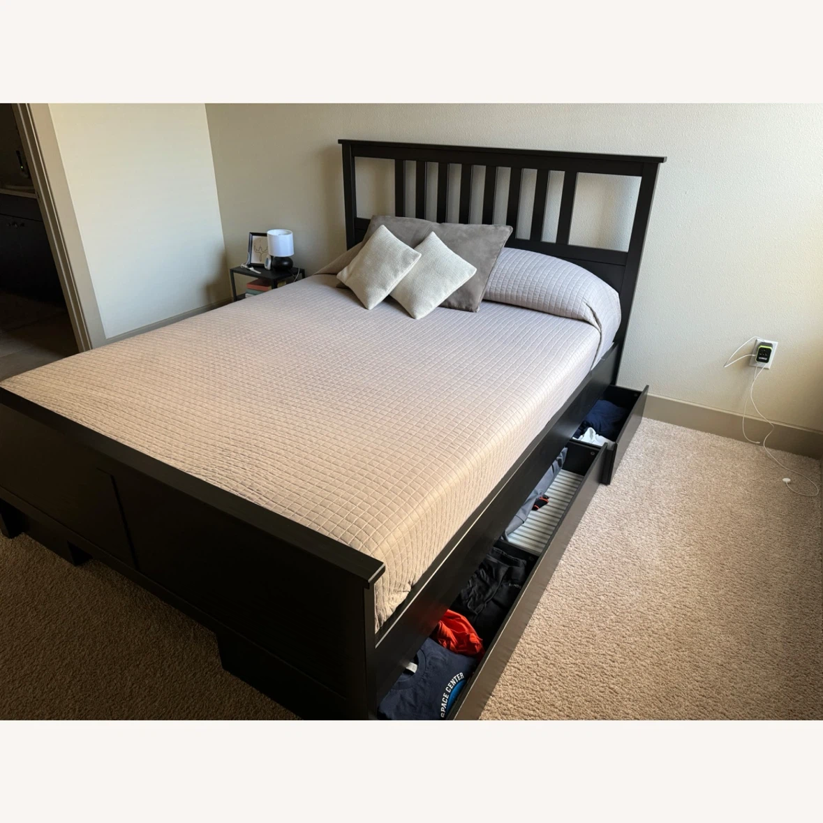 King Bed Frame + Drawers+ mattress +including delivery - photo 2