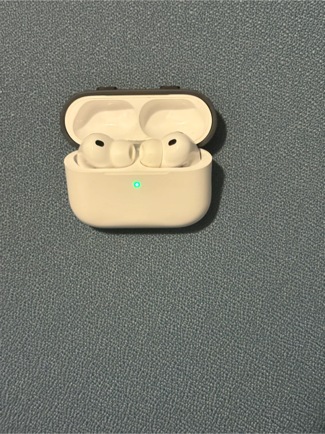 Apple AirPod pro (3rd generation) - photo 4