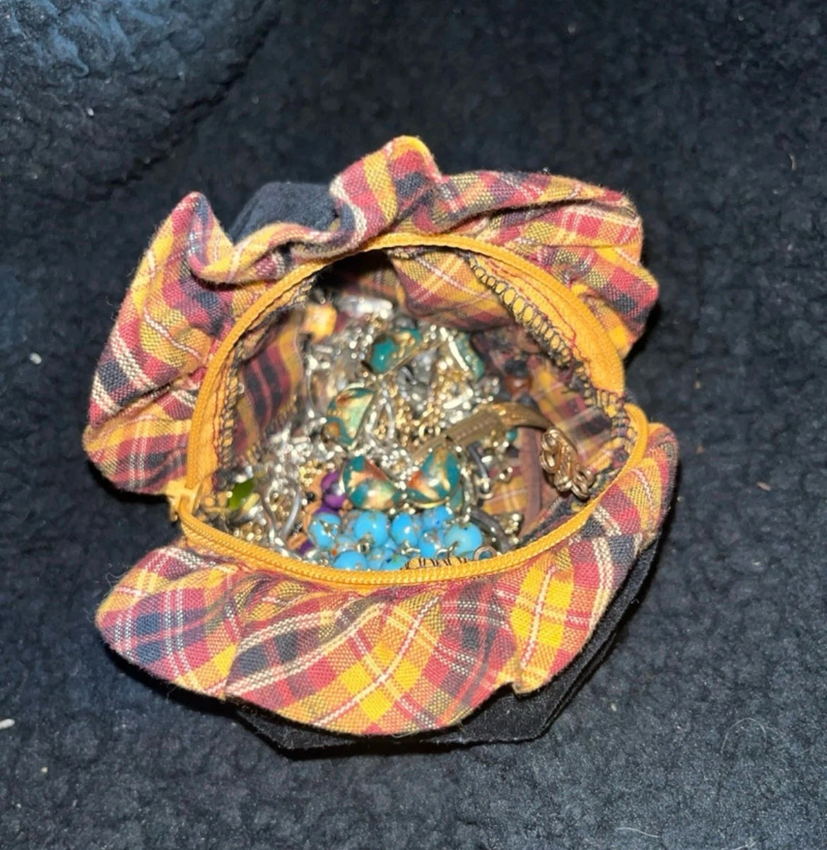Assorted Jewellery Lot with Pouch - photo 2