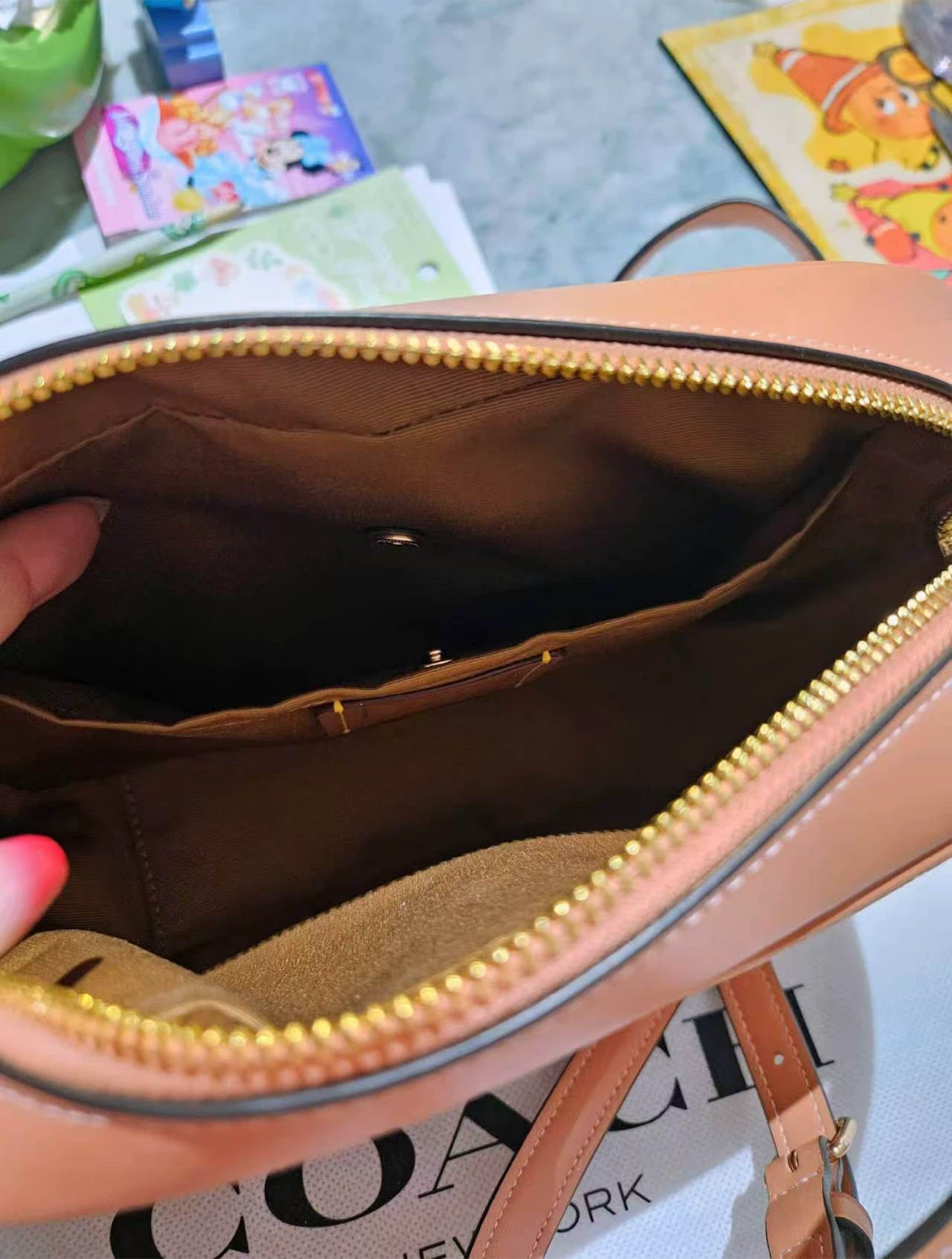 Coach Pink Seashell Camera Bag - NEED TO SELL EVERYTHING - photo 4