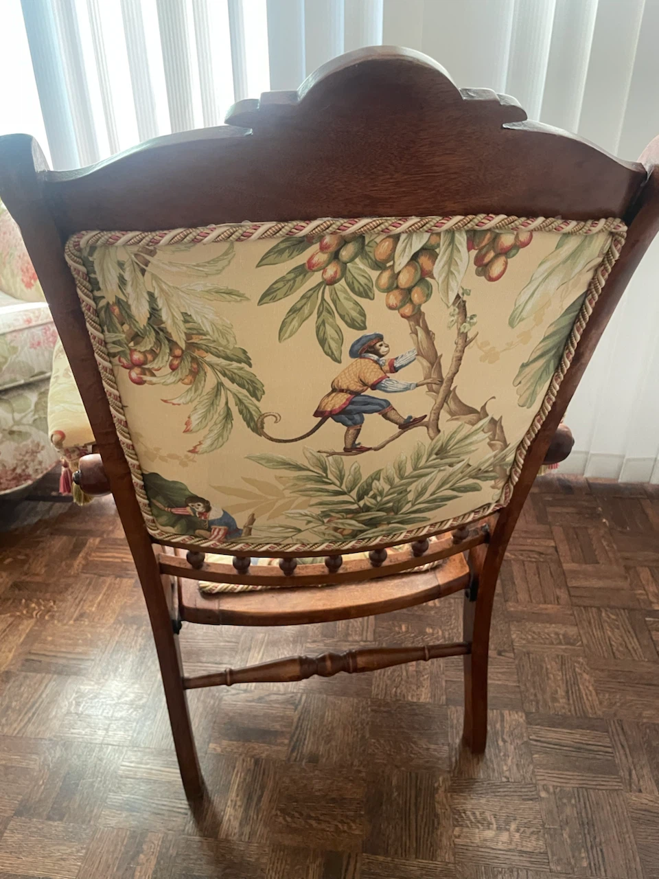 Antique whimsical folding chair - photo 2