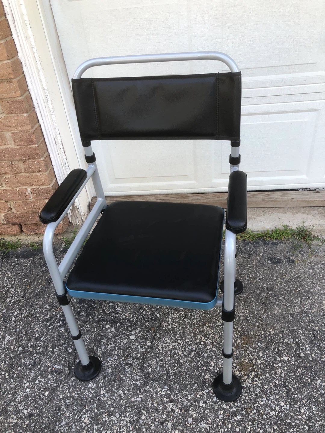 Folding Commode Chair with Bucket