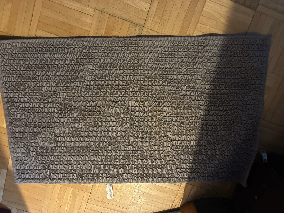 Bathroom rug mat