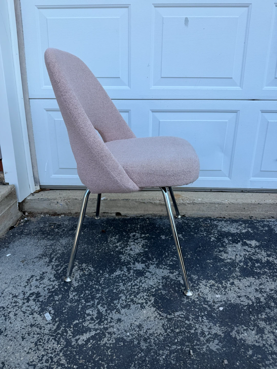 Knoll Saarinen style dining chairs - photo 2