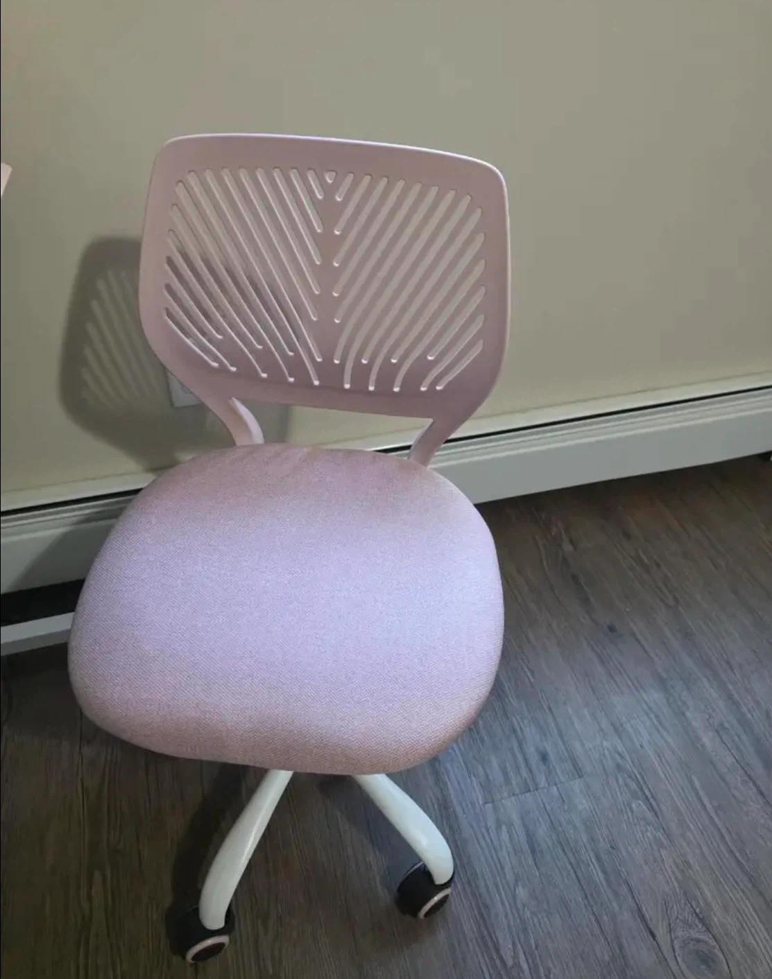 Pick up in Oshawa Roll chair - photo 2