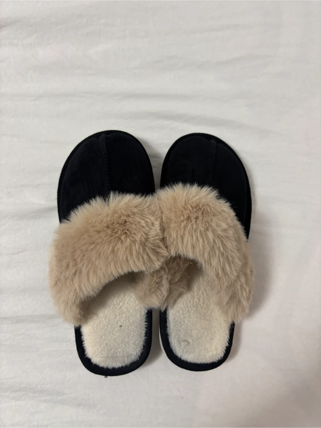Women's Fuzzy Slippers