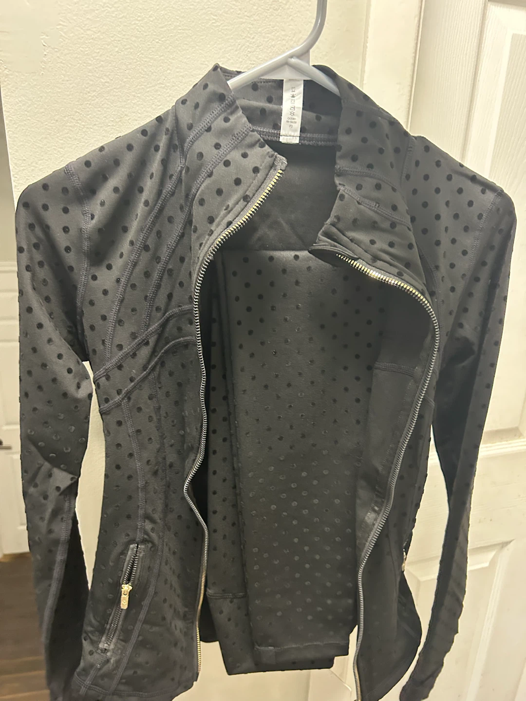 Lululemon Black “Polka Dot” Define Set. - photo 4