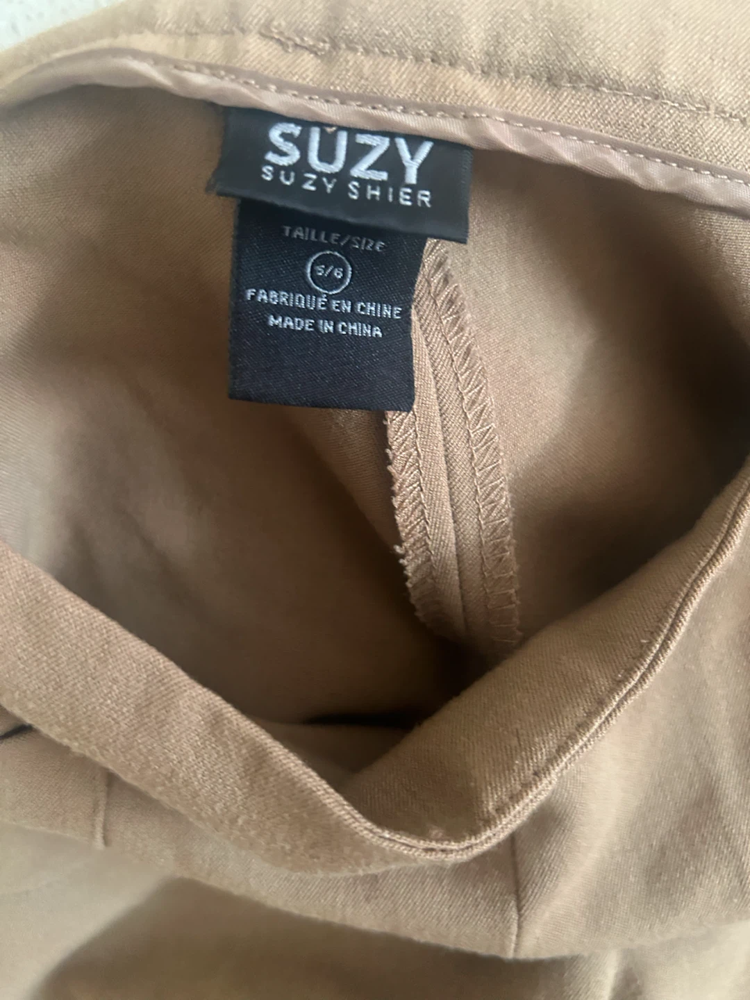 Suzy Shier Women's Tan Pants Size 5/6 - photo 2