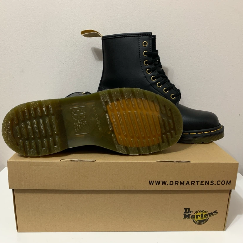Combat Boots Dr. Martens Vegan 1460 Felix Lace Up Boots NEW - photo 4