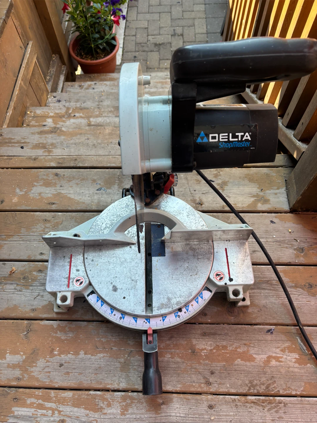 Delta ShopMaster 10" Miter Saw - photo 2