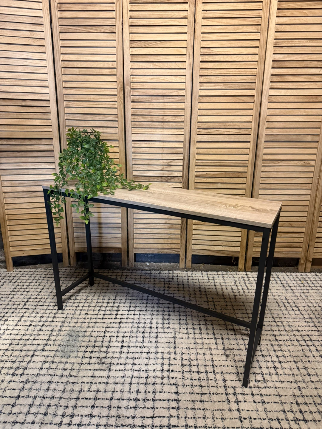 Console Table - photo 3