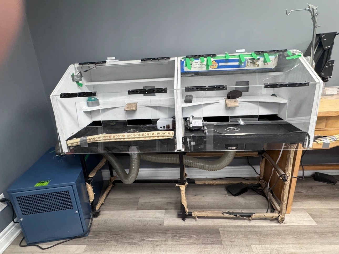 Blue Dust Collector Unit with Exhaust Hose - photo 4