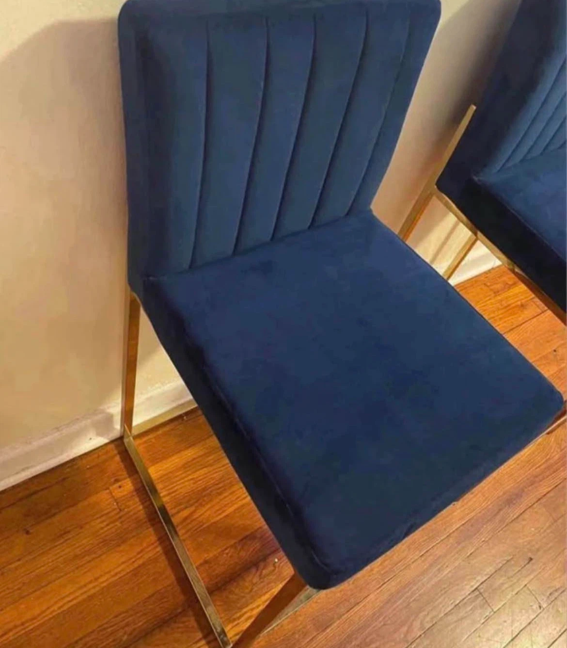 Bar Stools (Set of 2) $100 - photo 2