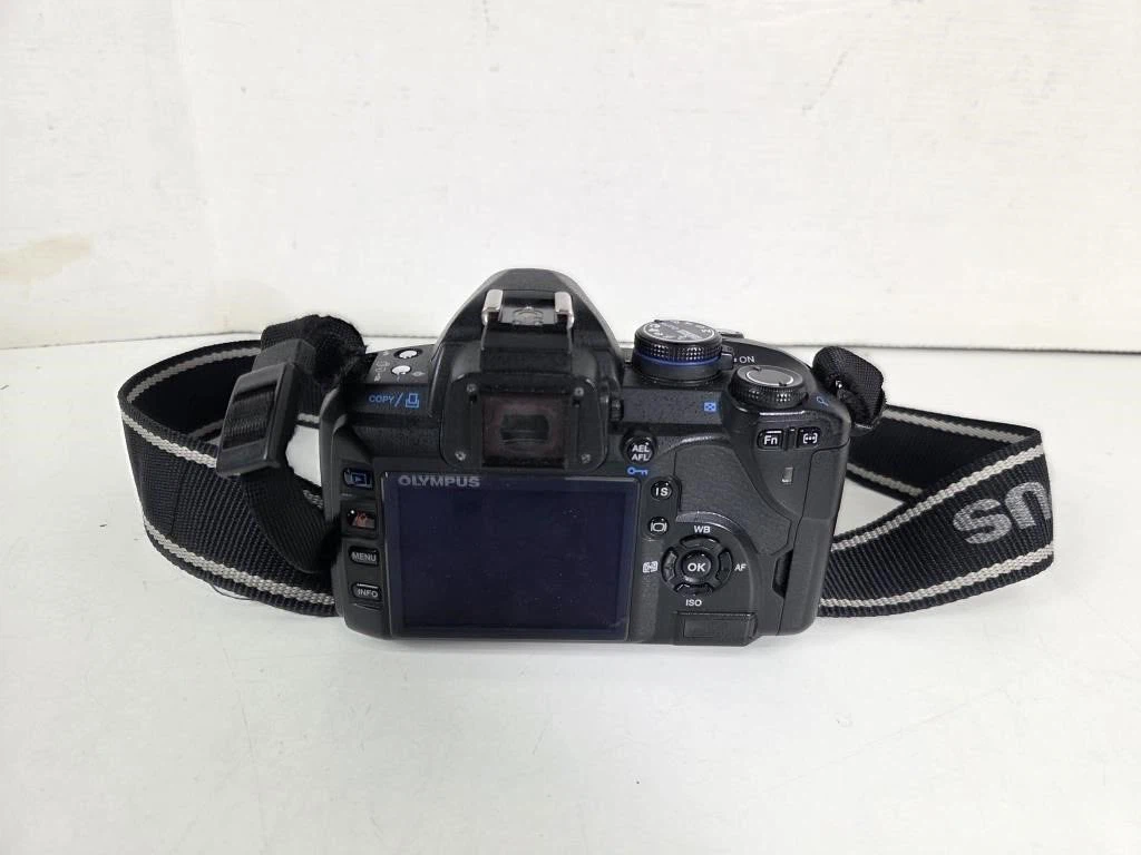 Olympus E-520 Digital SLR Camera with 14-42mm Lens - photo 2
