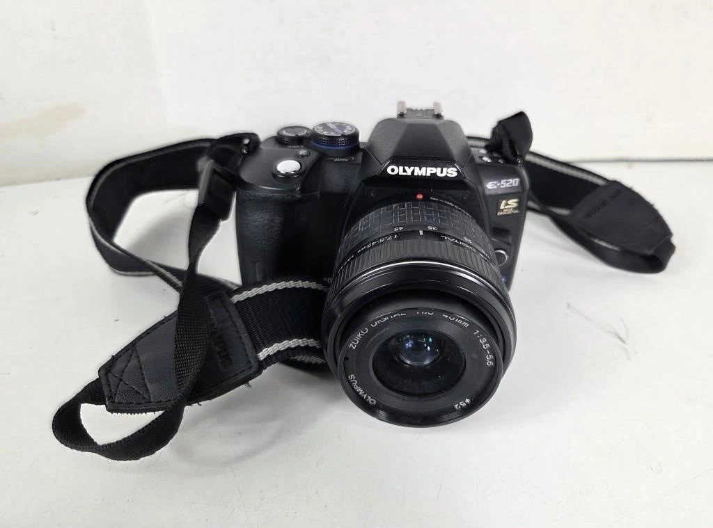 Olympus E-520 Digital SLR Camera with 14-42mm Lens - photo 4