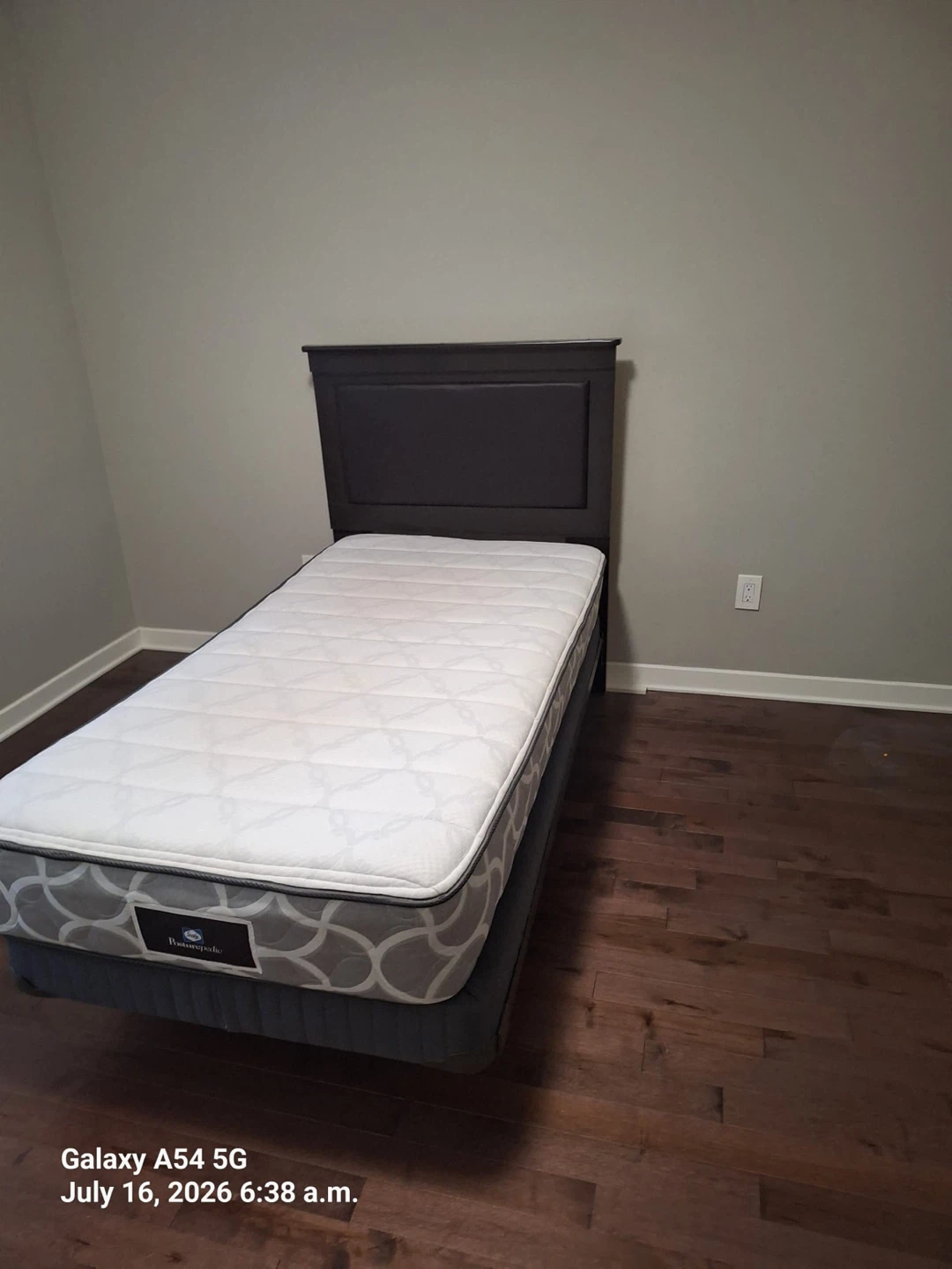 Single Twin Bed