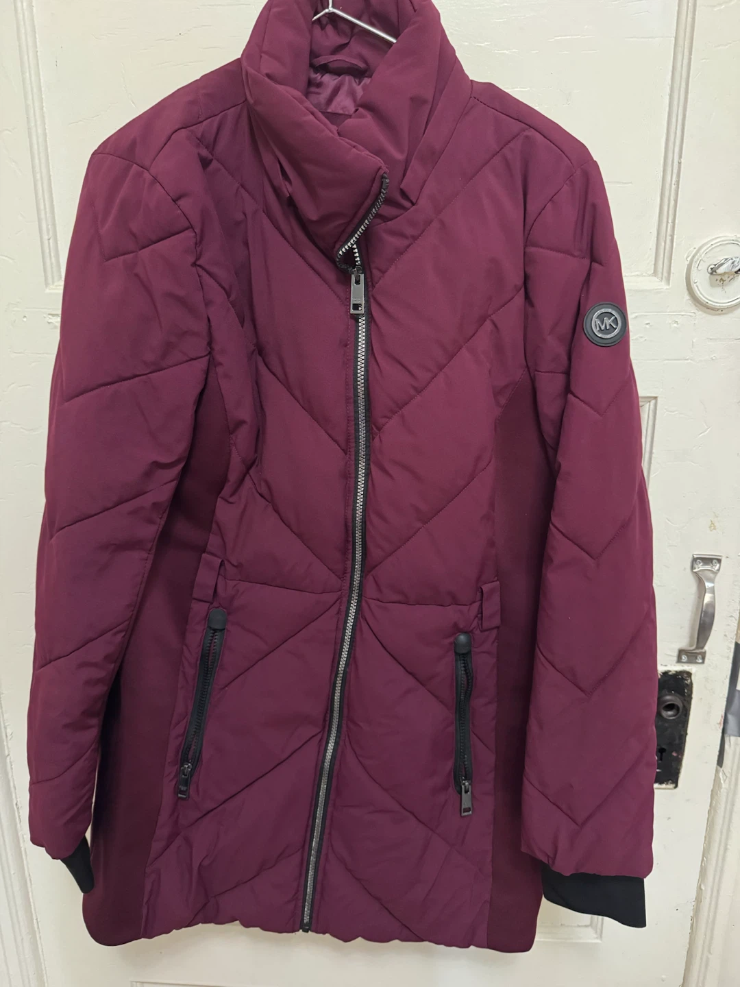 Michael Kors Puffer belted Jacket Burgundy Size L