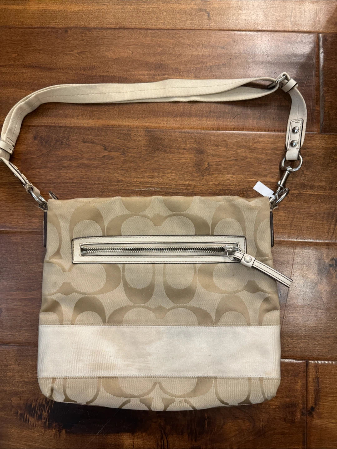 Coach Signature Canvas Shoulder Bag - photo 2