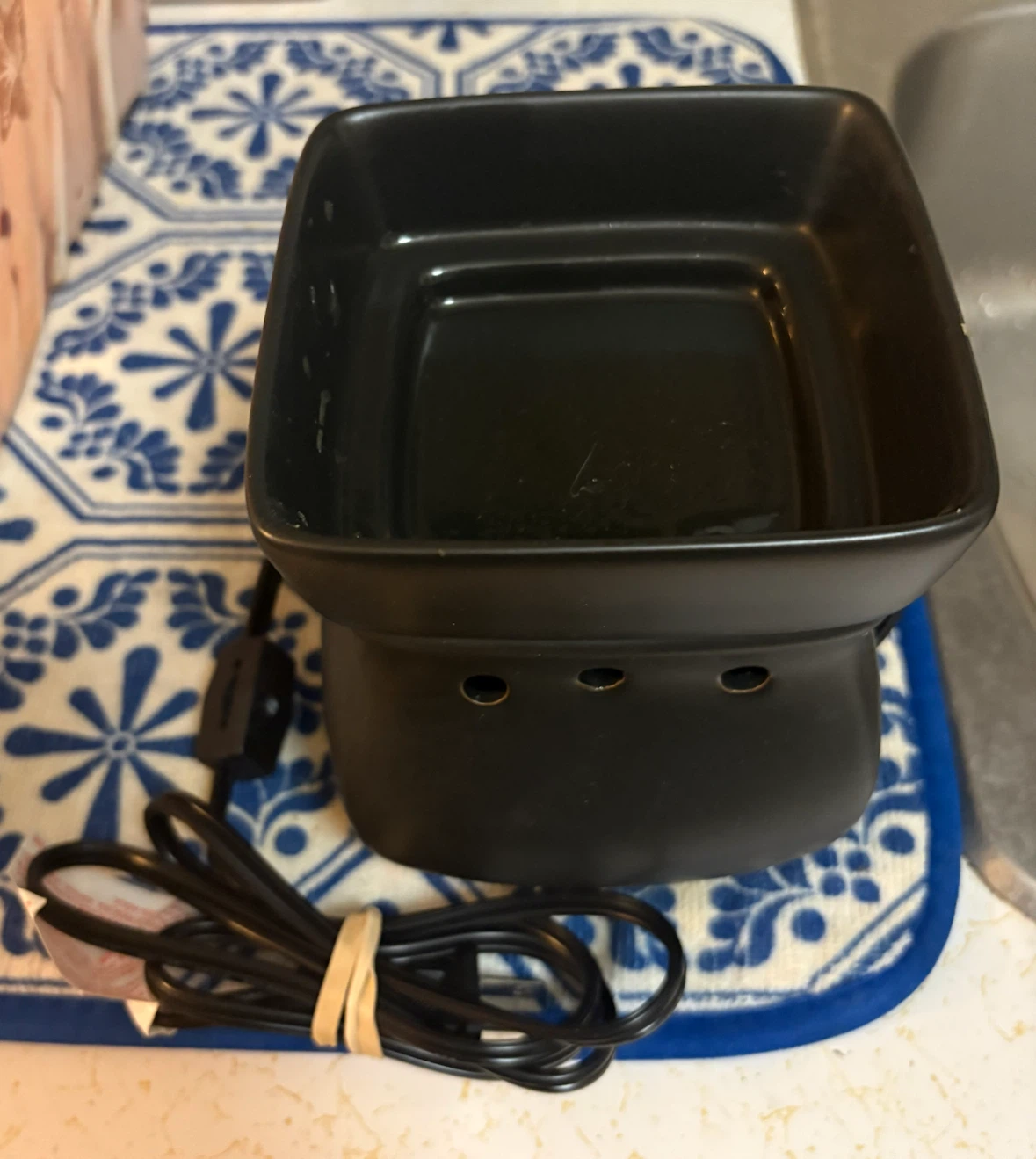 Scentsy Classic Satin Black Warmer - photo 2