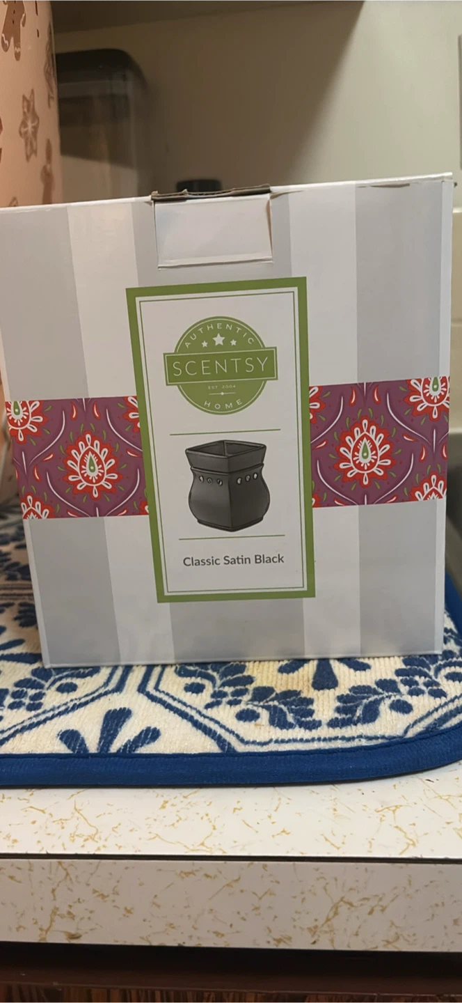 Scentsy Classic Satin Black Warmer - photo 4