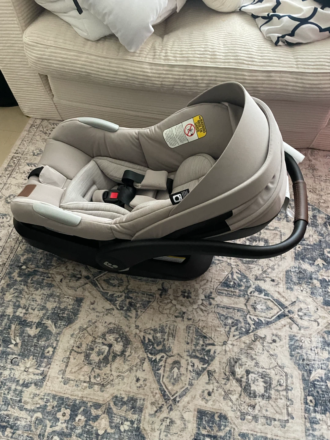 Maxi-Cosi Infant Car Seat Base and Carrier - photo 3