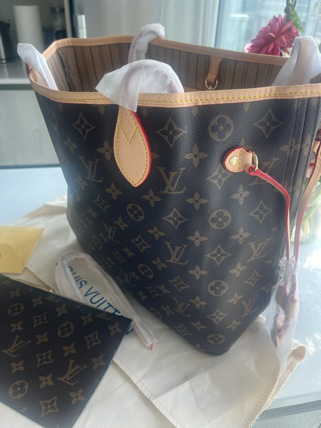 Classic Monogram Tote Bag with Matching Pouch – Brand New - photo 4
