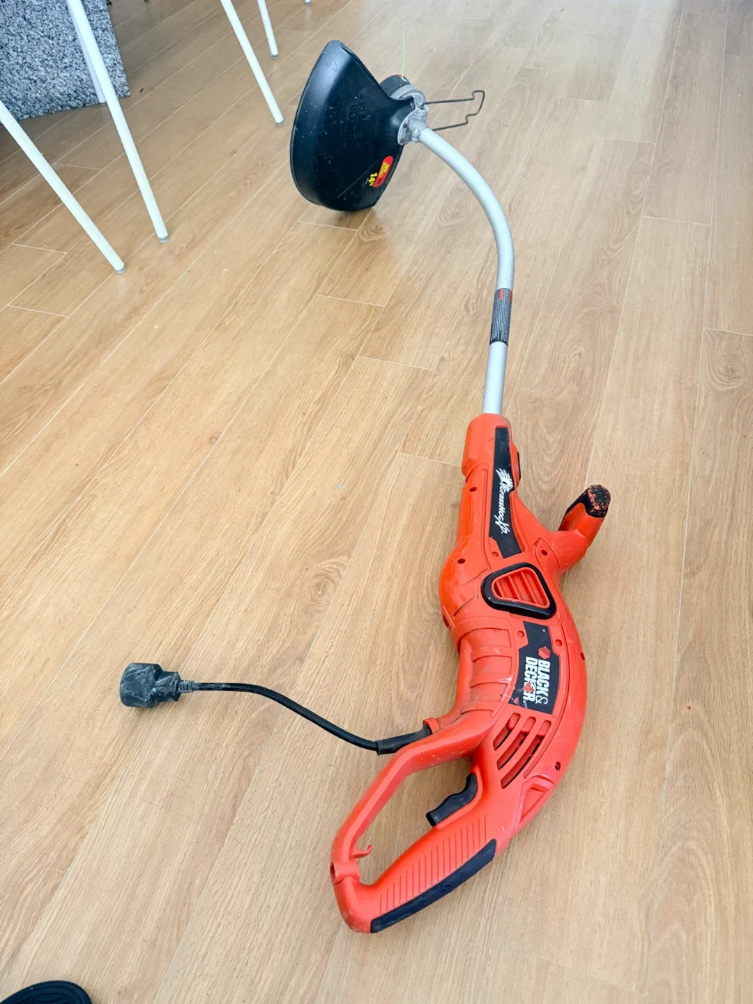 BLACK+DECKER Electric String Trimmer