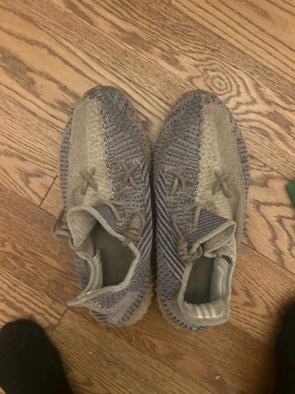 Adidas Yeezy Boost 350 V2 Shoes Size 11