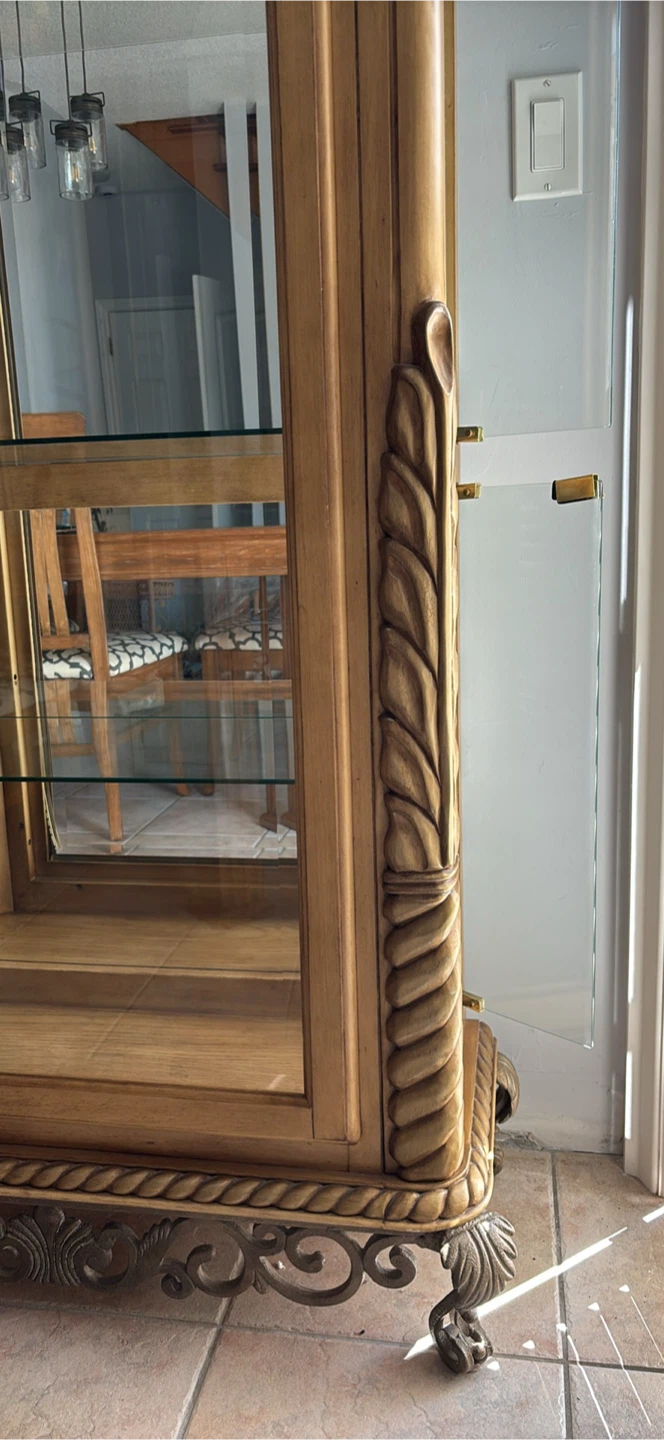 Display Cabinet with Glass Doors - photo 4